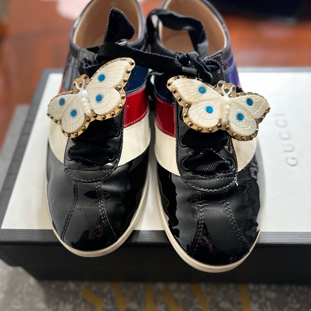 Gucci Black and White Sneakers with Glossy Finish